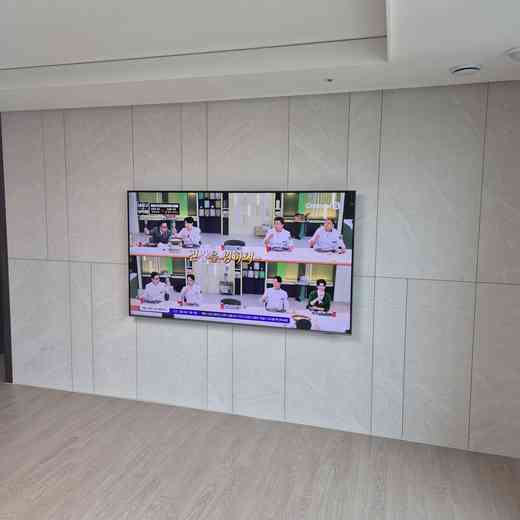 OLED 77인치 화면 설치 후 하중 확인