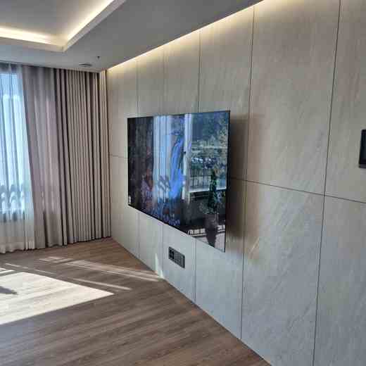 85인치 화면 하중 확인 무타공 벽걸이TV