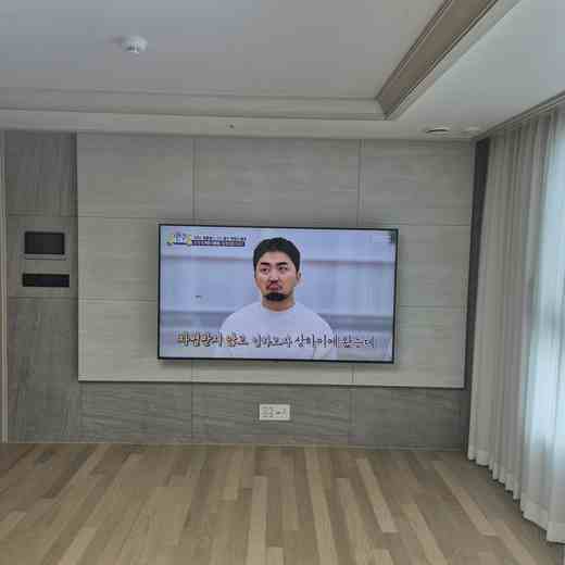 OLED 77인치 화면 설치 맞춤 무타공 벽걸이TV
