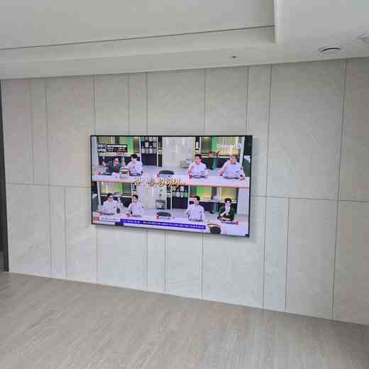 86인치 화면 설치 맞춤 무타공 벽걸이TV