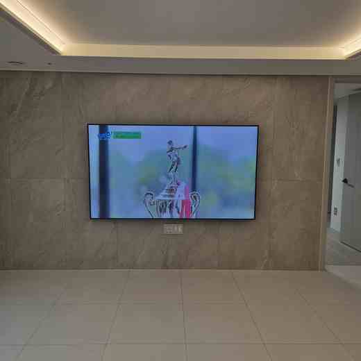86인치 화면 설치 후 화면 배치